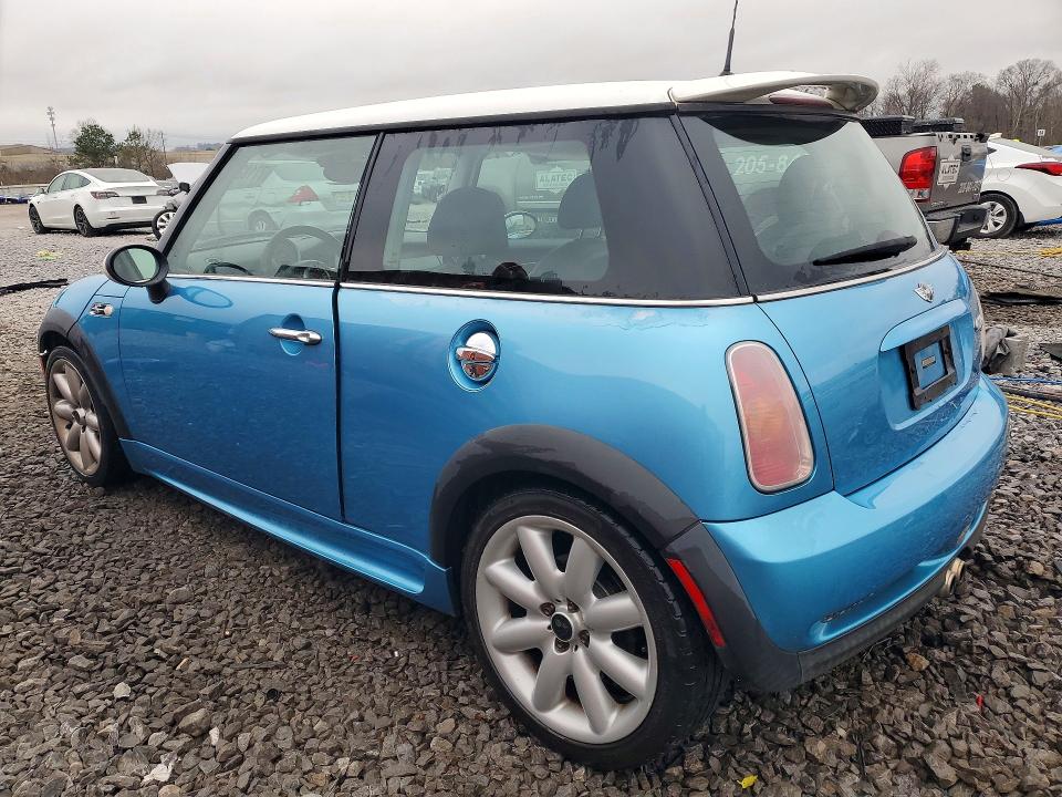 Photo 2 from auction – 2003 MINI COOPER S with VIN WMWRE33463TD65181