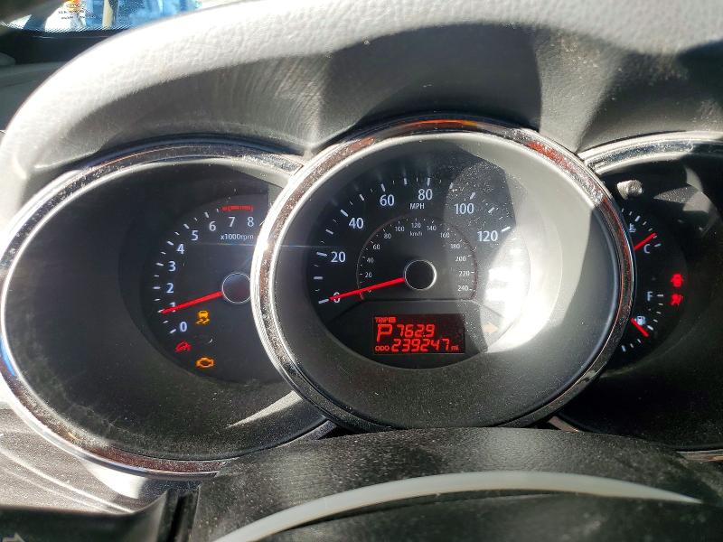 Photo 9 from auction – 2012 KIA SORENTO with VIN 5XYKT4A2XCG250156