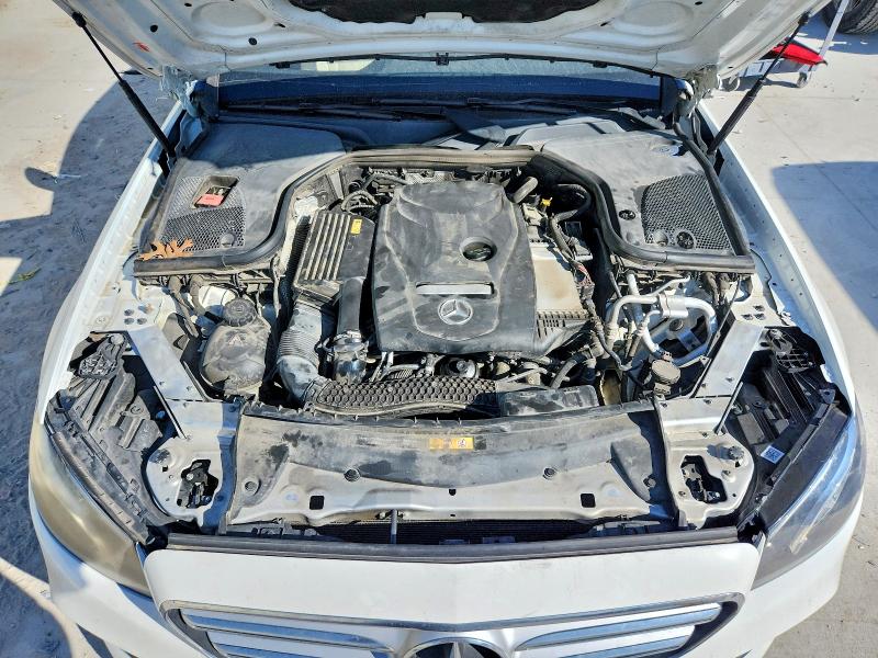 Photo 11 from auction – 2017 MERCEDES-BENZ E with VIN WDDZF4JB9HA079841