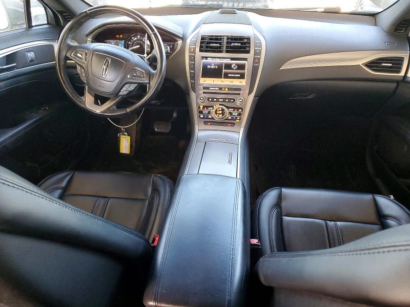 Photo 8 from auction – 2017 LINCOLN MKZ with VIN 3LN6L5KU1HR607739