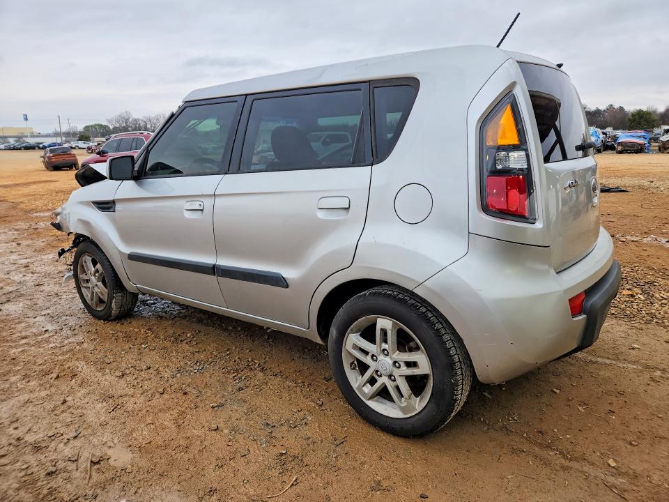 Photo 2 from auction – 2010 KIA SOUL with VIN KNDJT2A20A7054947