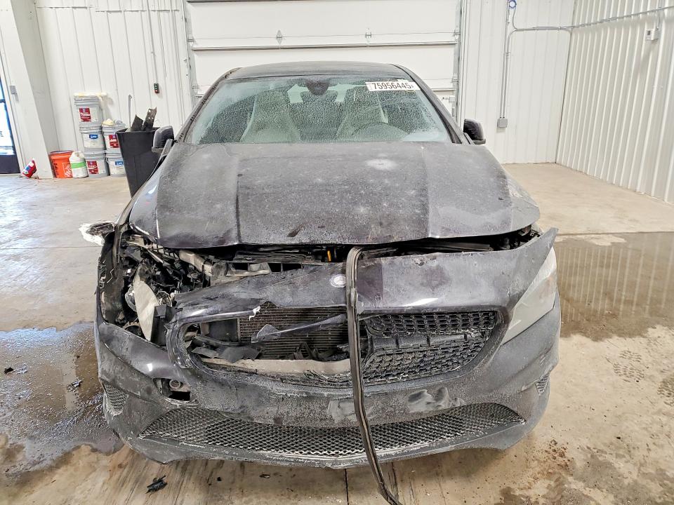 Photo 5 from auction – 2015 MERCEDES-BENZ CLA with VIN WDDSJ4GB8FN185100