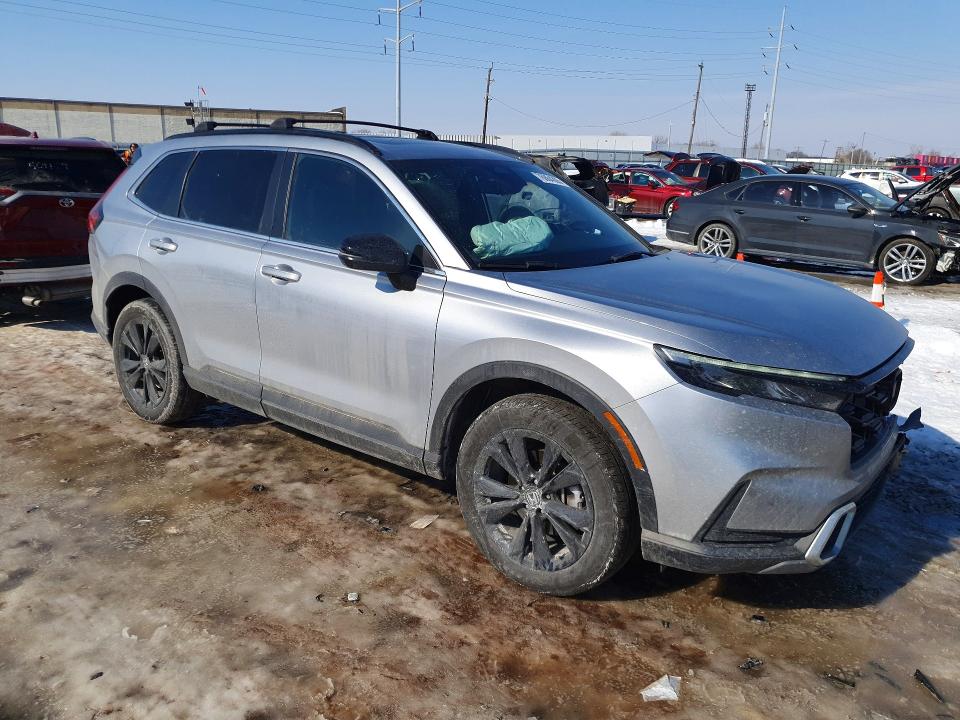 Photo 4 from auction – 2024 HONDA CR-V with VIN 5J6RS6H95RL019950