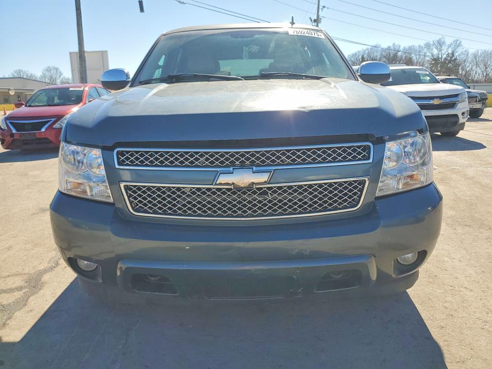 Photo 5 from auction – 2008 CHEVROLET TAHOE with VIN 1GNFK13088J154863