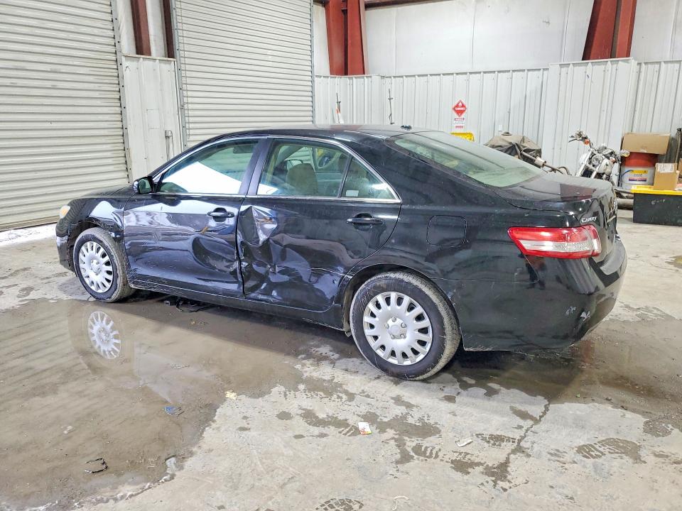 Photo 2 from auction – 2010 TOYOTA CAMRY BASE with VIN 4T1BF3EK6AU047915