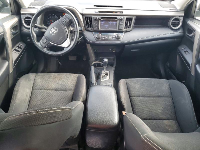 Photo 8 from auction – 2018 TOYOTA RAV4 with VIN 2T3RFREV5JW791475