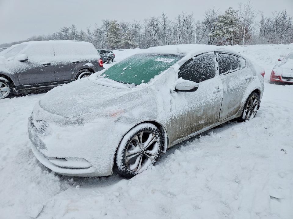 KIA FORTE 2016 with VIN KNAFX4A88G5489467 - Photo from auction