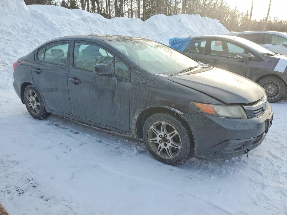 Photo 4 from auction – 2012 HONDA CIVIC with VIN 2HGFB2F50CH114987