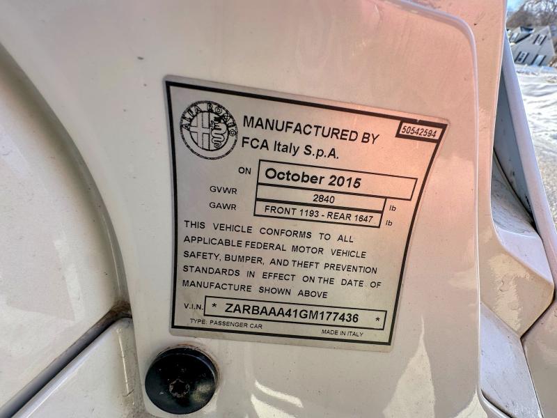 Photo 10 from auction – 2016 ALFA ROMEO 4C with VIN ZARBAAA41GM177436