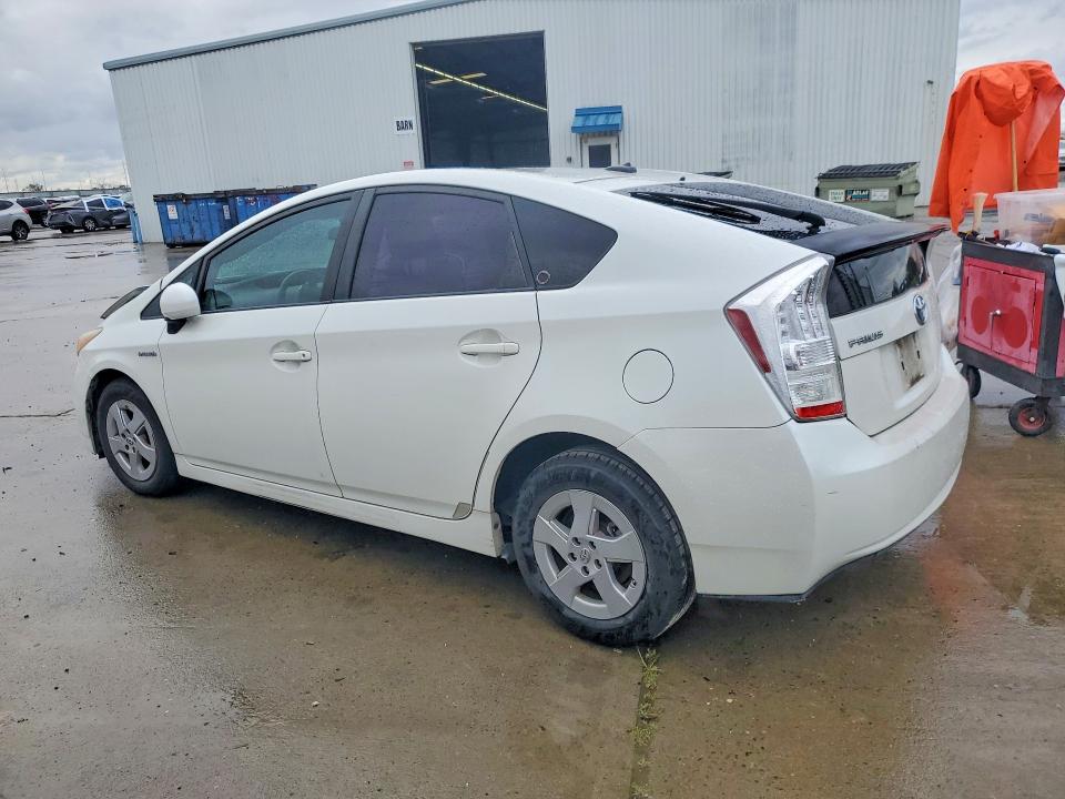 Photo 2 from auction – 2010 TOYOTA PRIUS with VIN JTDKN3DU9A1145638