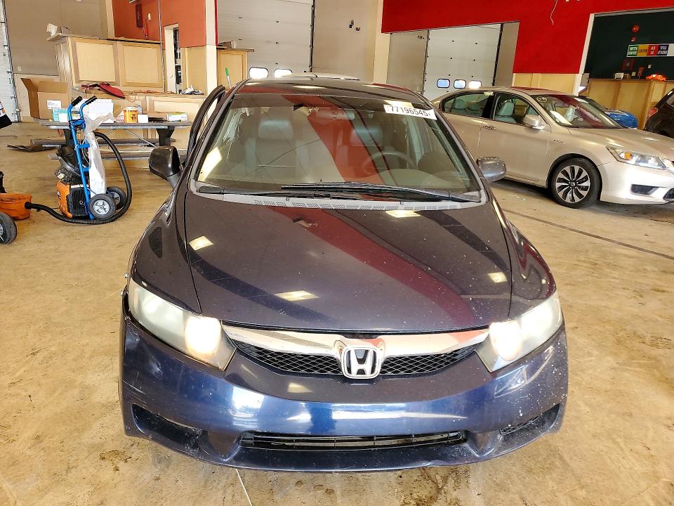 Photo 5 from auction – 2010 HONDA CIVIC with VIN 19XFA1F32AE023237
