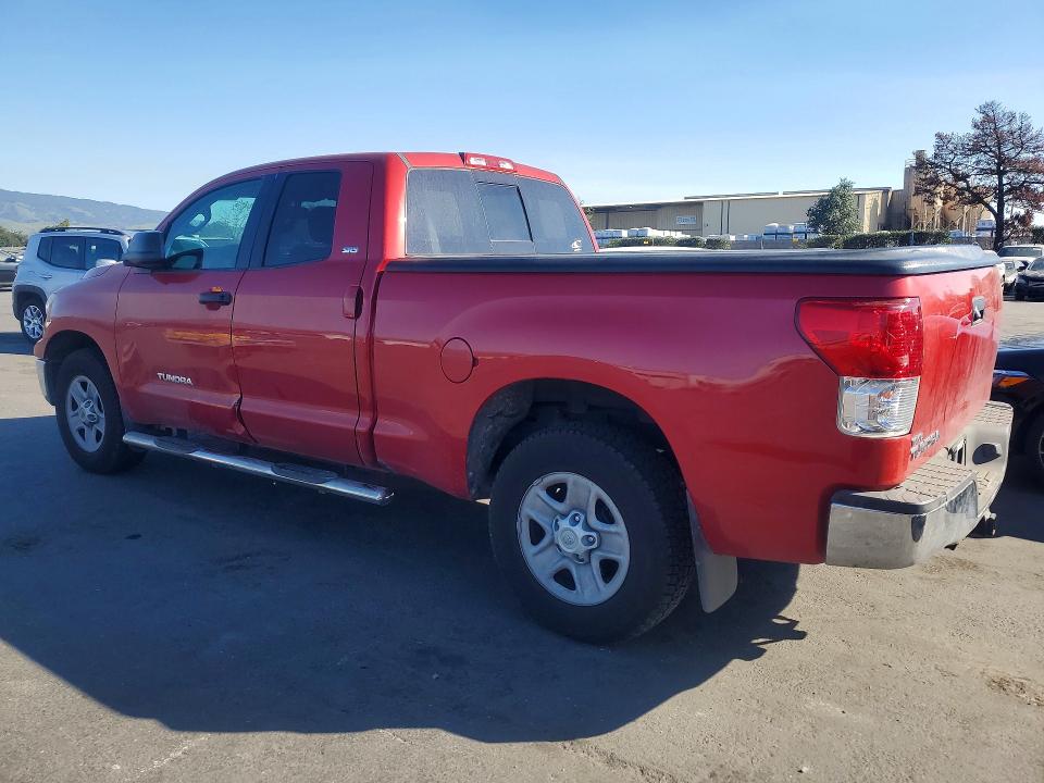 Photo 2 from auction – 2013 TOYOTA TUNDRA with VIN 5TFRM5F17DX066955