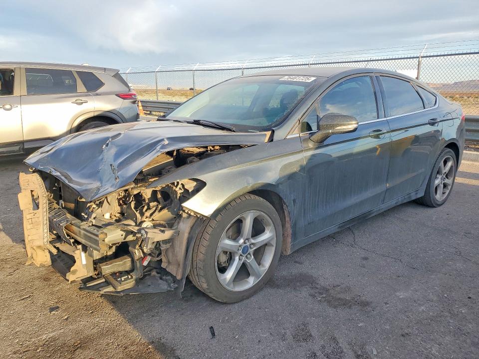 FORD FUSION SE 2015 with VIN 3FA6P0HD5FR245906 - Photo from auction