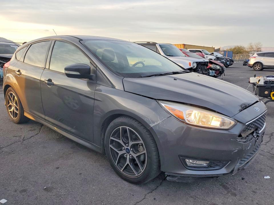 Photo 4 from auction – 2016 FORD FOCUS with VIN 1FADP3K2XGL227305