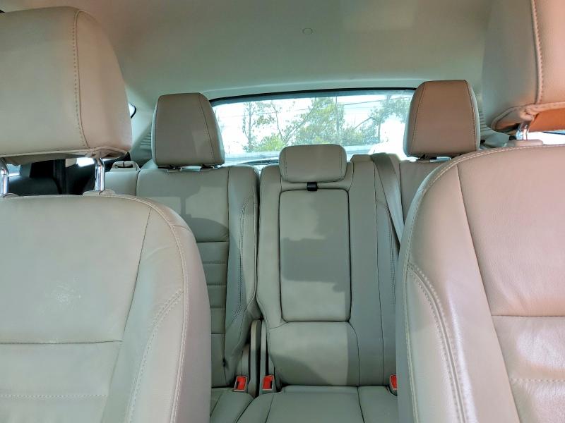 Photo 10 from auction – 2015 FORD C-MAX with VIN 1FADP5BU4FL116812