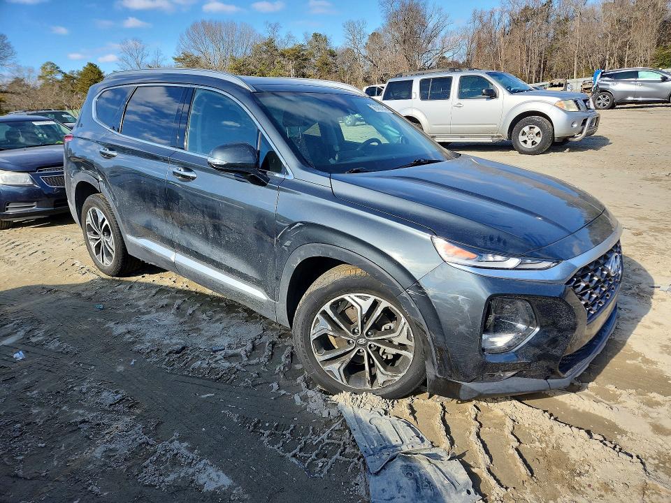 Photo 4 from auction – 2020 HYUNDAI SANTA FE S with VIN 5NMS3CAA3LH152352