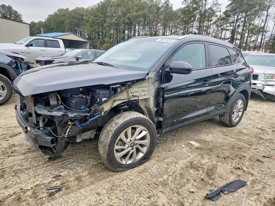 HYUNDAI TUCSON LIM 2017 with VIN KM8J33A4XHU365476 - Photo from auction