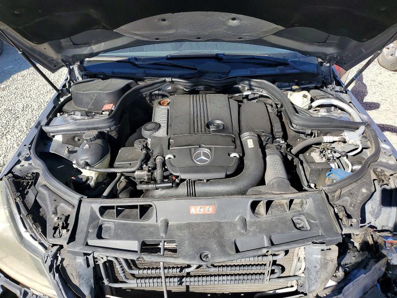 Photo 11 from auction – 2012 MERCEDES-BENZ C 250 with VIN WDDGF4HB7CA609746
