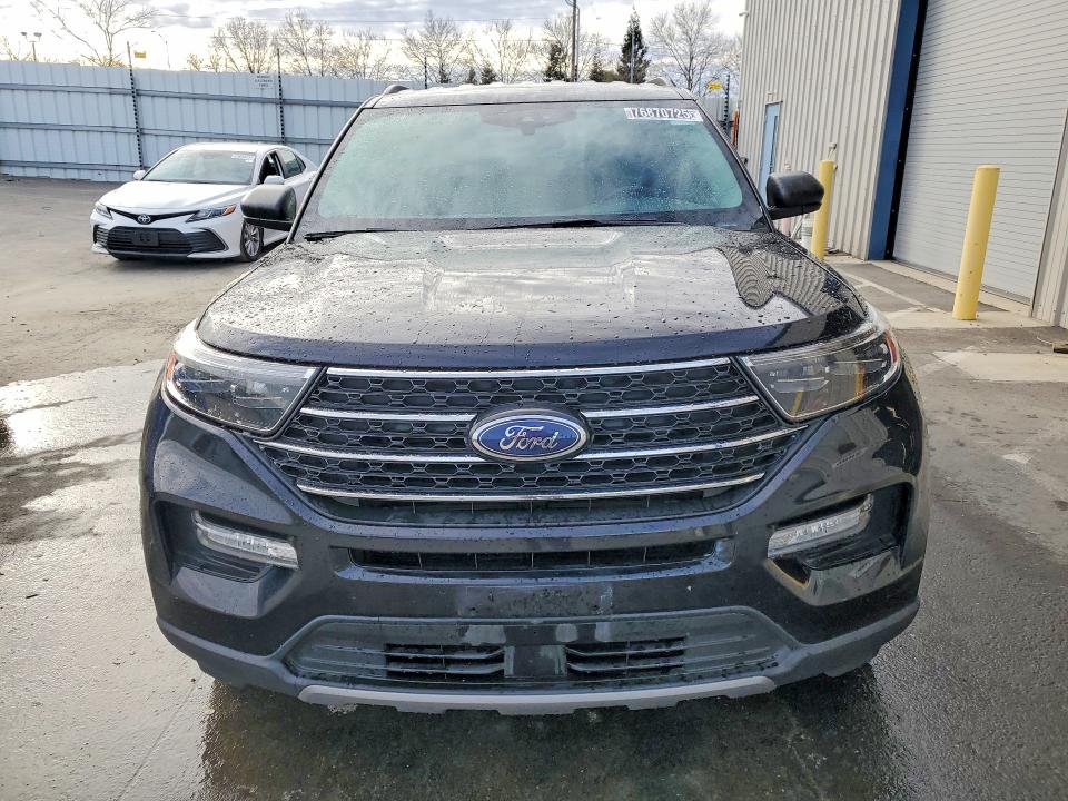 Photo 5 from auction – 2023 FORD EXPLORER X with VIN 1FMSK7DH0PGA57887