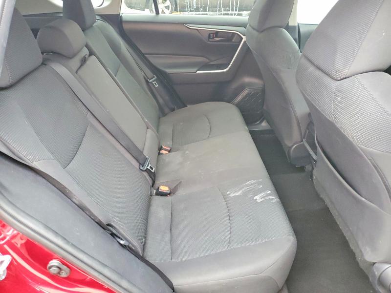 Photo 11 from auction – 2021 TOYOTA RAV4 LE with VIN 2T3H1RFV8MW137096