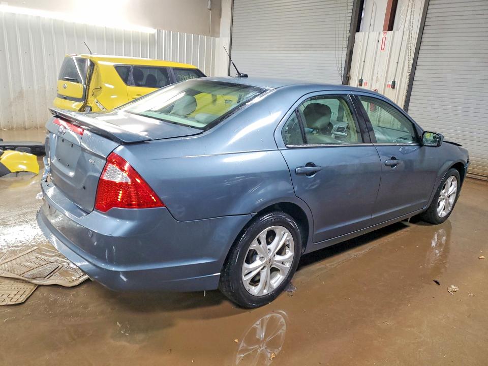 Photo 3 from auction – 2012 FORD FUSION with VIN 3FAHP0HA2CR160838