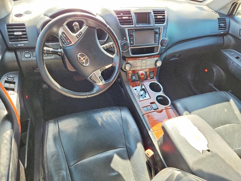 Photo 8 from auction – 2013 TOYOTA HIGHLANDER with VIN 5TDYK3EH2DS119670