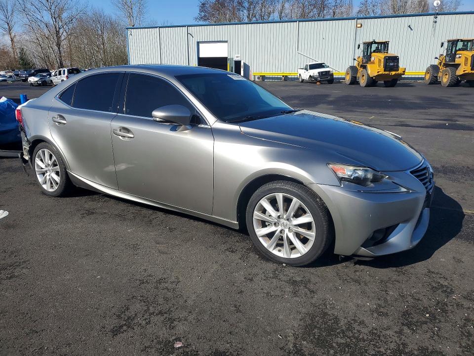 Photo 4 from auction – 2014 LEXUS IS 250 with VIN JTHCF1D24E5003912