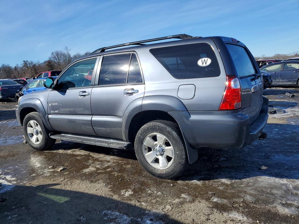 Photo 2 from auction – 2006 TOYOTA 4RUNNER SR with VIN JTEBU14R070107101