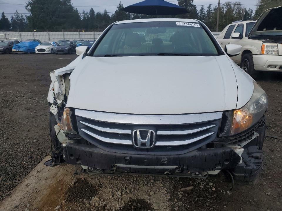 Photo 5 from auction – 2012 HONDA ACCORD EXL with VIN 1HGCP3F84CA040069