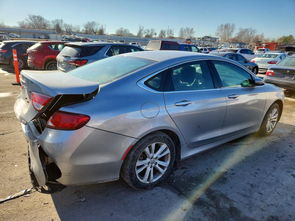 Photo 3 from auction – 2016 CHRYSLER 200 with VIN 1C3CCCAB2GN158931