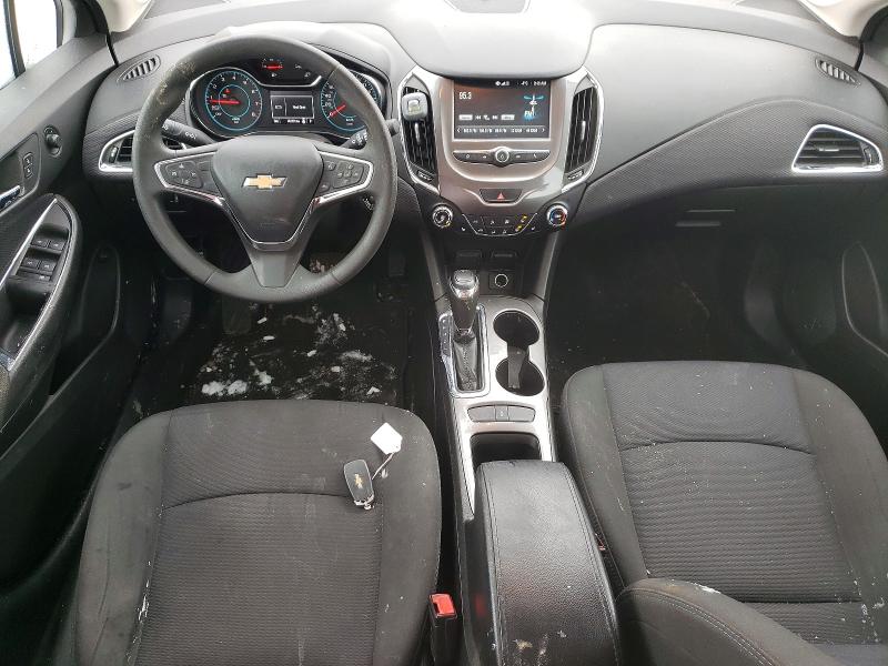 Photo 8 from auction – 2017 CHEVROLET CRUZE LT with VIN 3G1BE5SM5HS576445