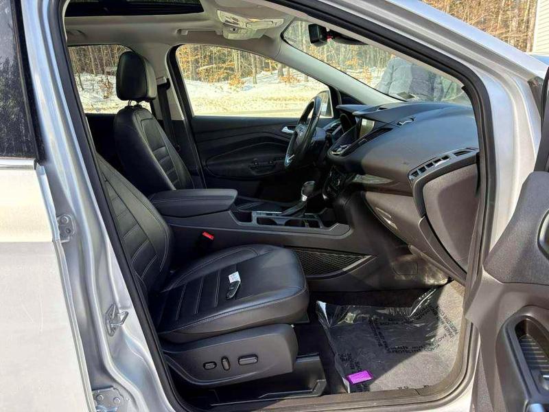 Photo 5 from auction – 2017 FORD ESCAPE TIT with VIN 1FMCU9J9XHUE26426