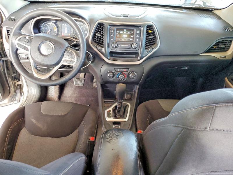 Photo 8 from auction – 2017 JEEP CHEROKEE with VIN 1C4PJLAB0HW603004