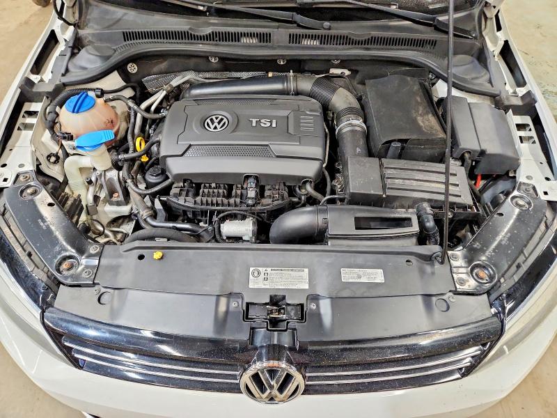 Photo 11 from auction – 2014 VOLKSWAGEN JETTA with VIN 3VWL17AJ3EM386151