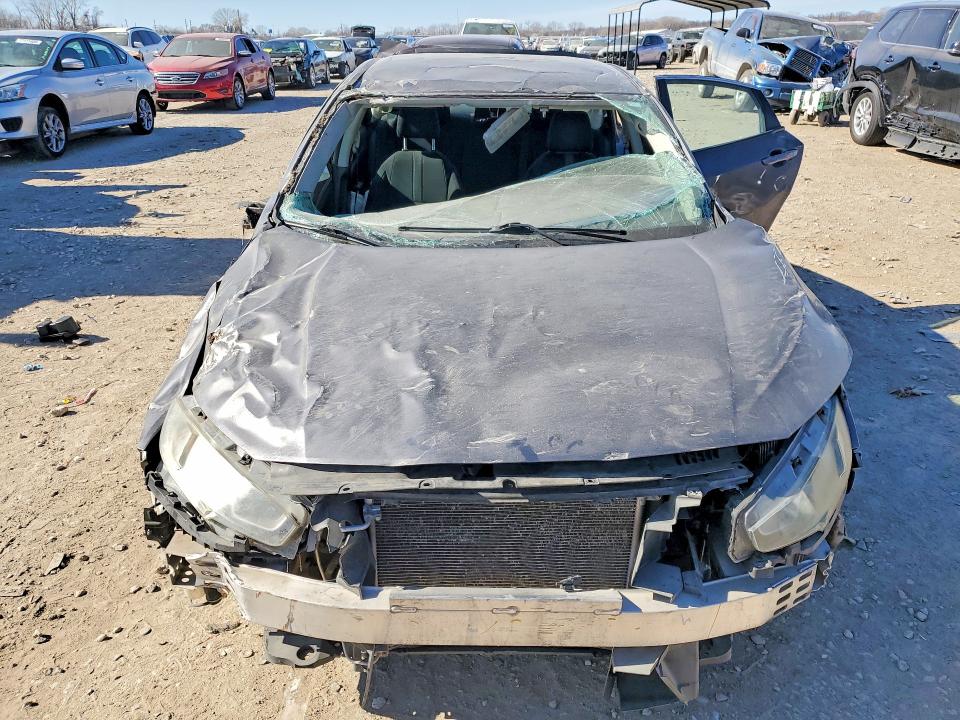 Photo 5 from auction – 2016 HONDA CIVIC with VIN 19XFC2F54GE060770
