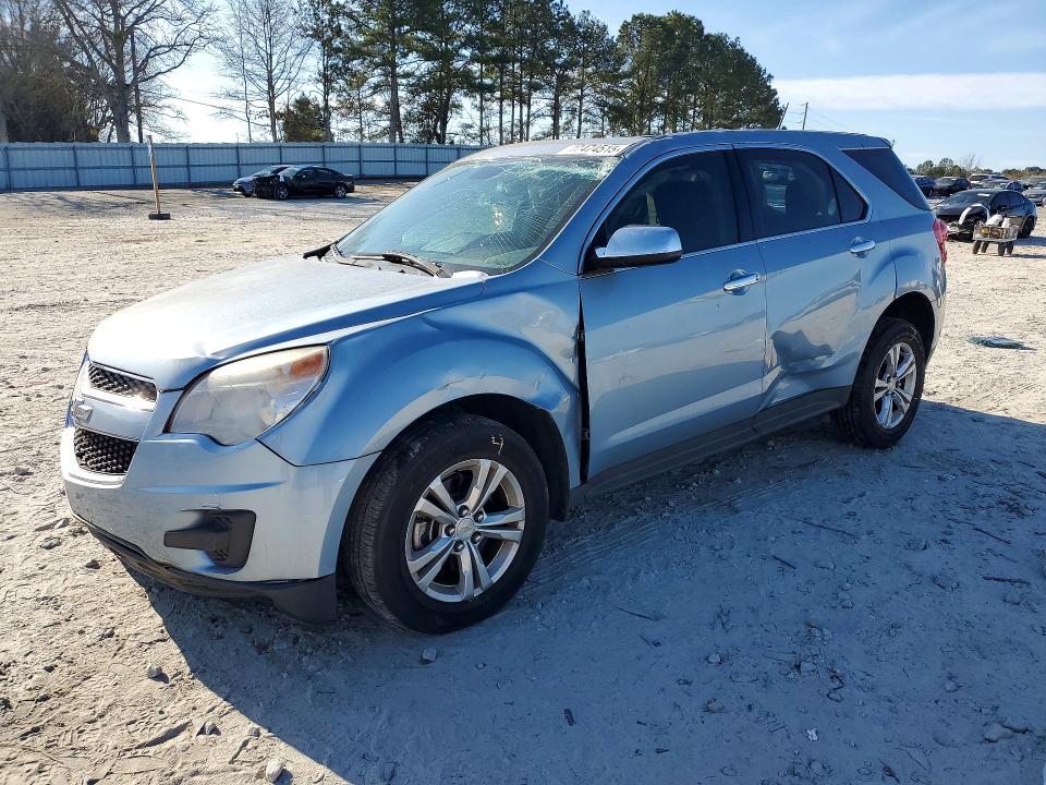 CHEVROLET EQUINOX 2015 with VIN 2GNALAEKXF6100965 - Photo from auction