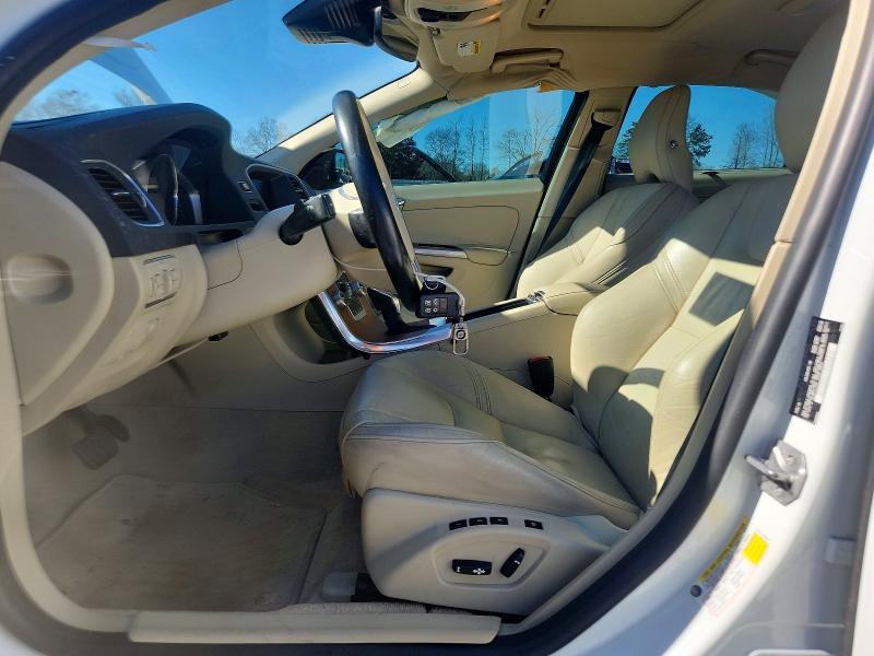 Photo 7 from auction – 2016 VOLVO S60 with VIN LYV402FM6GB097130