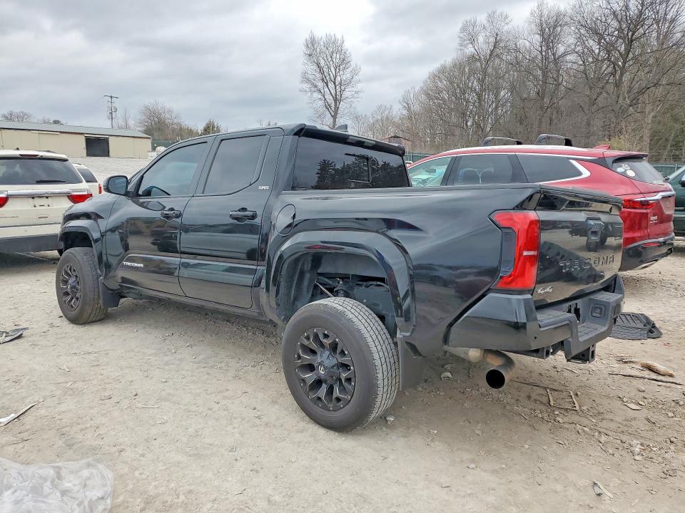 Photo 2 from auction – 2024 TOYOTA TACOMA with VIN 3TMLB5JN2RM022980