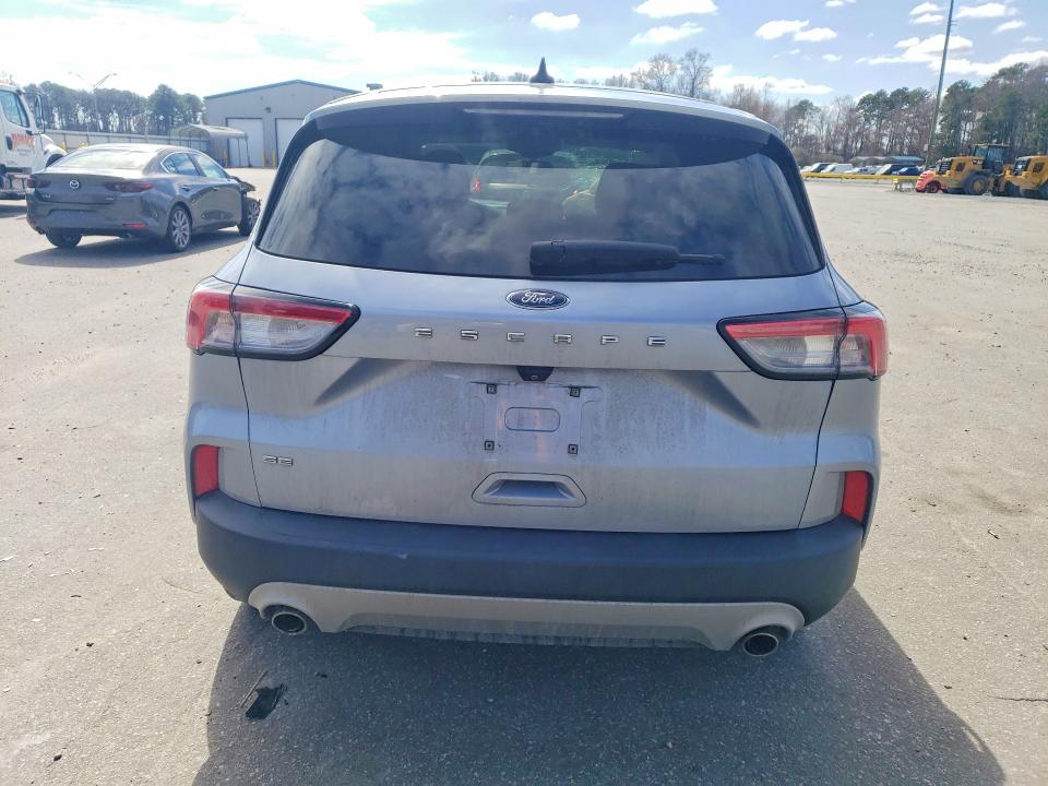 Photo 6 from auction – 2022 FORD ESCAPE with VIN 1FMCU0G69NUB40314