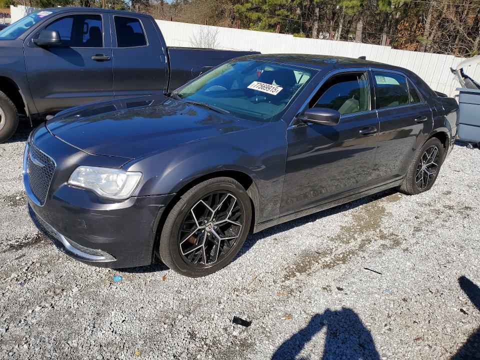 CHRYSLER 300 2019 with VIN 2C3CCAAGXKH564943 - Photo from auction