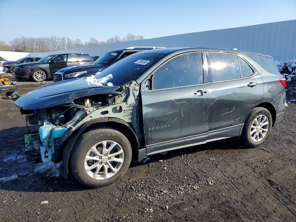 CHEVROLET EQUINOX 2018 with VIN 3GNAXHEV1JS511589 - Photo from auction