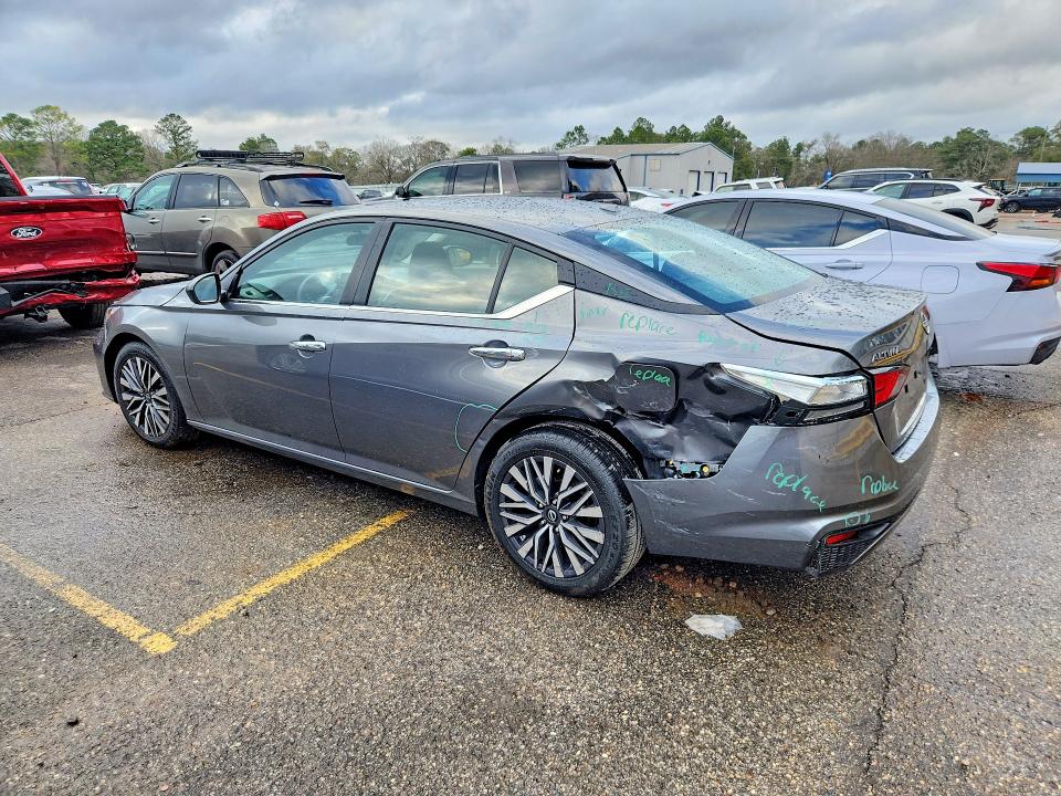 Photo 2 from auction – 2025 NISSAN ALTIMA with VIN 1N4BL4DV7SN361735