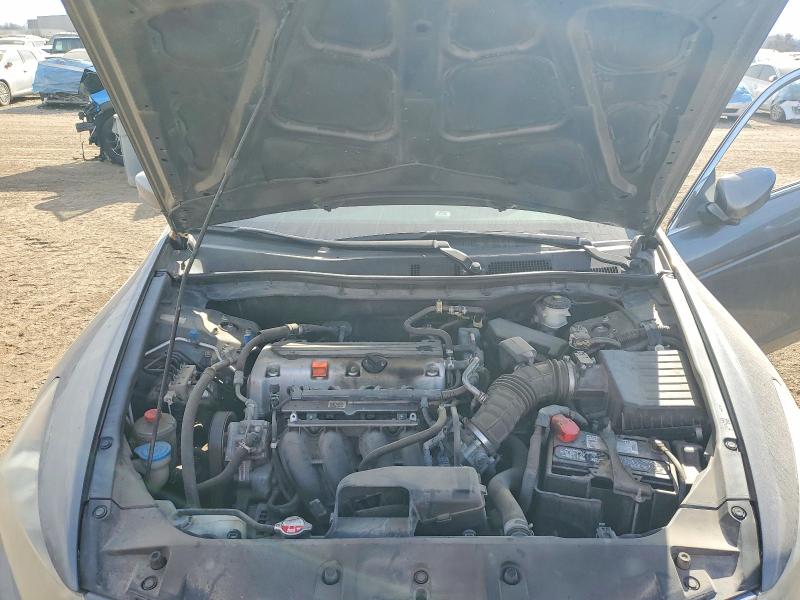Photo 11 from auction – 2011 HONDA ACCORD with VIN 1HGCP2F40BA053617