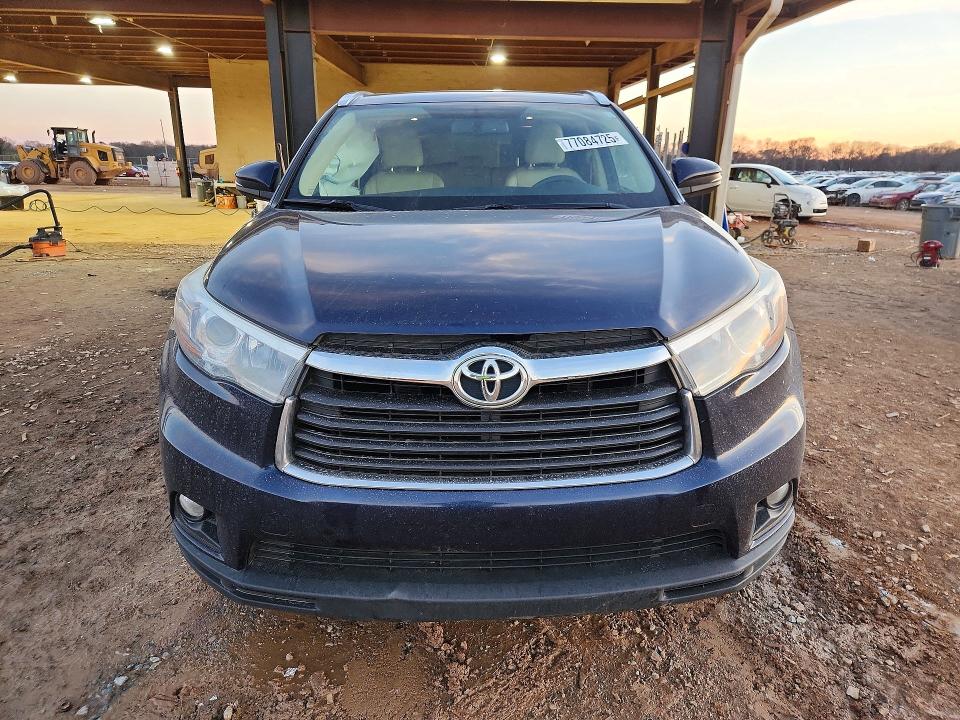 Photo 5 from auction – 2016 TOYOTA HIGHLANDER with VIN 5TDKKRFH1GS138562