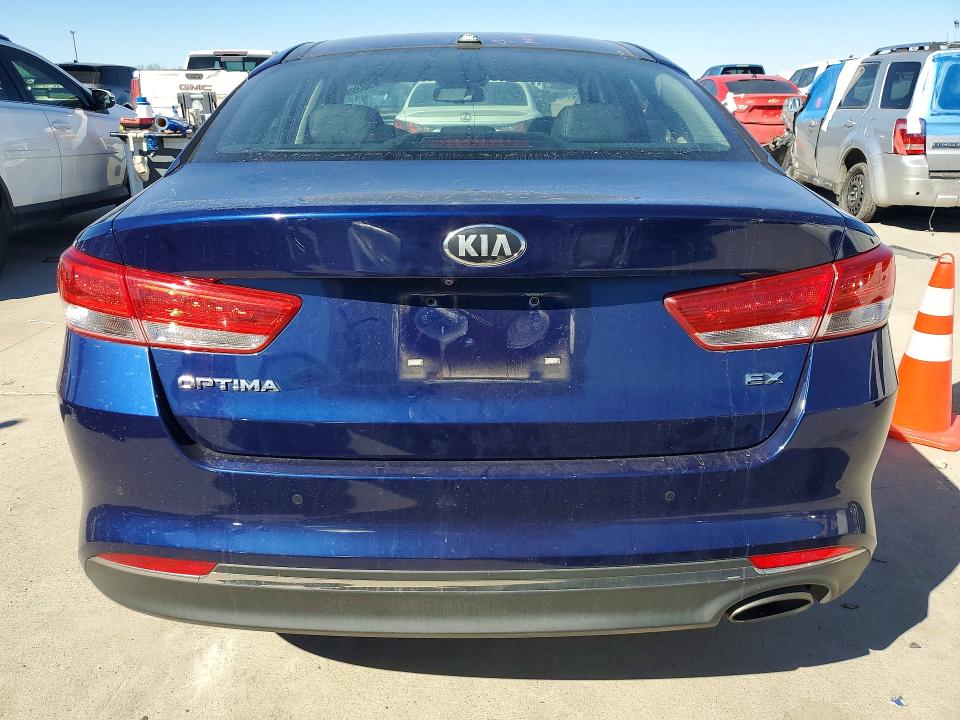 صورة رقم 6 من المزاد - 2017 KIA OPTIMA مع VIN 5XXGU4L37HG170429