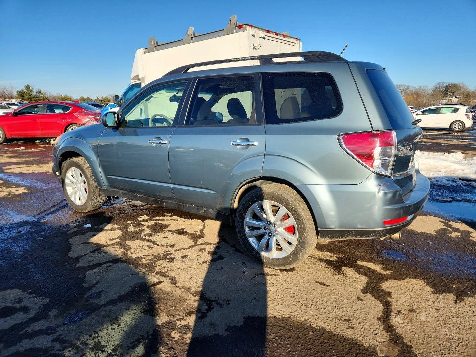 Photo 2 from auction – 2012 SUBARU FORESTER L with VIN JF2SHAFC3CH469065