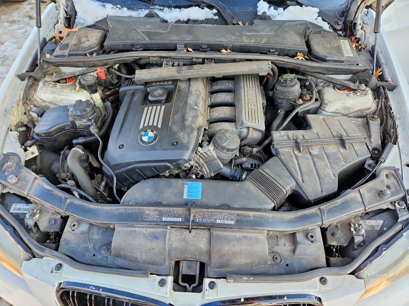 Photo 11 from auction – 2010 BMW 328 with VIN WBAPH5C57AA439877
