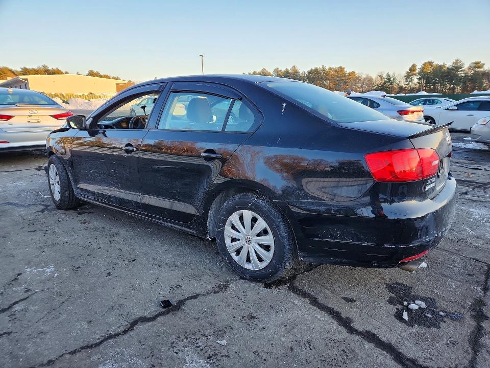 Photo 2 from auction – 2014 VOLKSWAGEN JETTA with VIN 3VW2K7AJ4EM321124