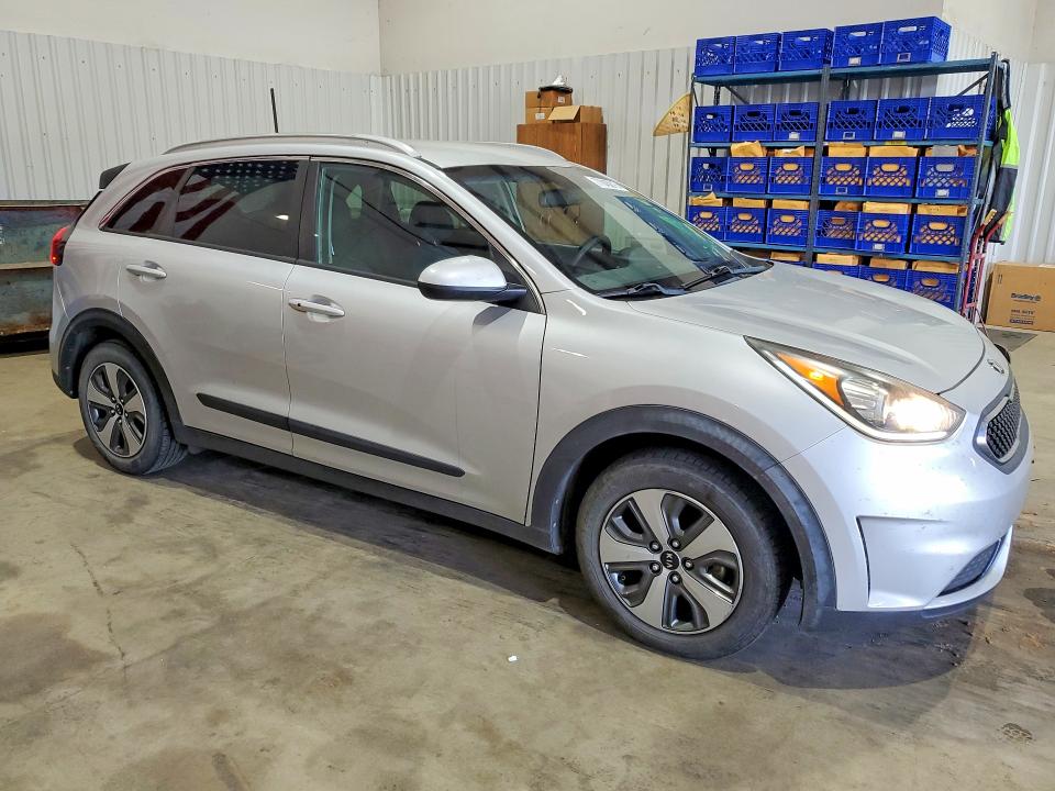 Foto 4 de la subasta – 2019 KIA NIRO FE con VIN KNDCB3LCXK5231430