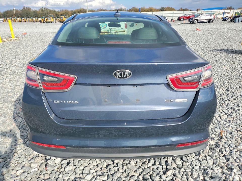 Photo 6 from auction – 2014 KIA OPTIMA with VIN KNAGN4ADXE5076440